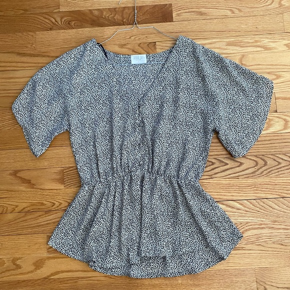 Sienna Sky Tops - Top Short Sleeve By Sienna Sky.